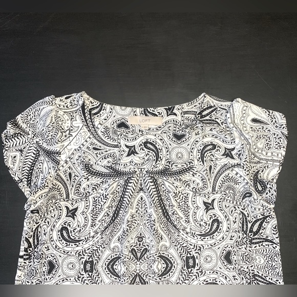 LOFT Blouse with Tulip Cap Sleeves - Picture 8 of 8